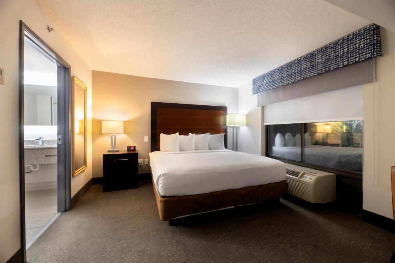 Wingate By Wyndham Atlanta Galleria/ Ballpark Smyrna Dış mekan fotoğraf